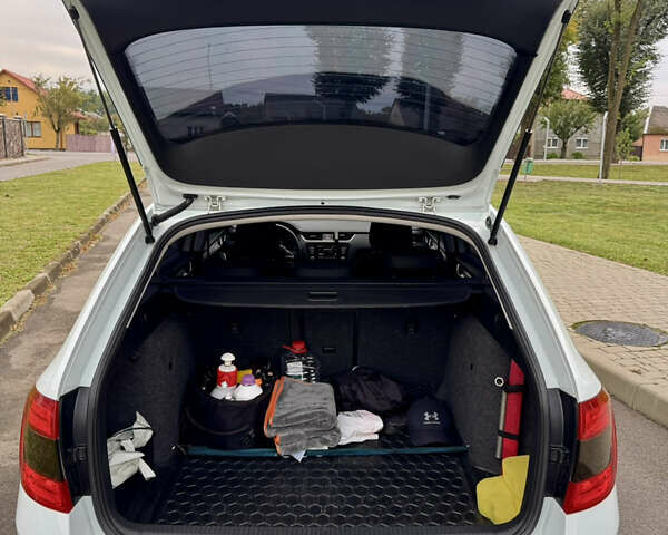 Білий Шкода Октавія, об'ємом двигуна 1.97 л та пробігом 312 тис. км за 11500 $, фото 31 на Automoto.ua