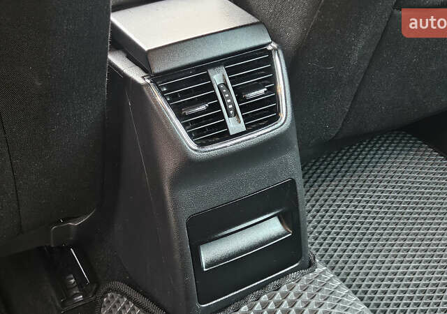 Белый Шкода Октавия, объемом двигателя 1.6 л и пробегом 303 тыс. км за 9700 $, фото 20 на Automoto.ua