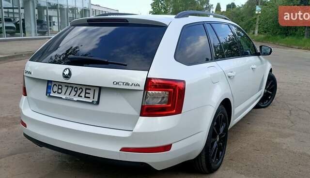 Белый Шкода Октавия, объемом двигателя 1.6 л и пробегом 245 тыс. км за 10300 $, фото 6 на Automoto.ua