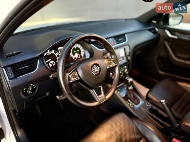 Белый Шкода Октавия, объемом двигателя 2 л и пробегом 203 тыс. км за 14500 $, фото 23 на Automoto.ua