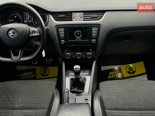 Белый Шкода Октавия, объемом двигателя 1.97 л и пробегом 246 тыс. км за 12400 $, фото 9 на Automoto.ua