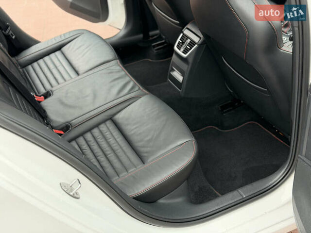 Белый Шкода Октавия, объемом двигателя 2 л и пробегом 230 тыс. км за 15300 $, фото 28 на Automoto.ua