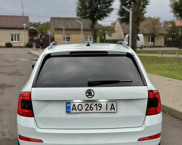 Білий Шкода Октавія, об'ємом двигуна 1.97 л та пробігом 312 тис. км за 11500 $, фото 8 на Automoto.ua