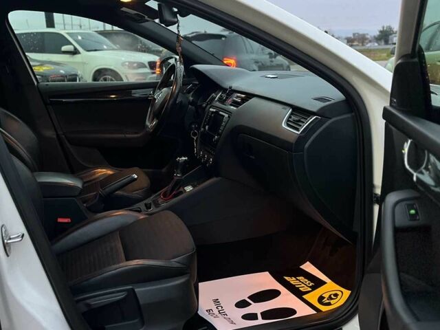 Белый Шкода Октавия, объемом двигателя 0 л и пробегом 274 тыс. км за 13100 $, фото 11 на Automoto.ua