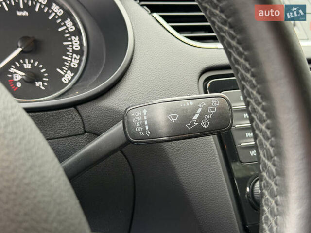 Білий Шкода Октавія, об'ємом двигуна 1.6 л та пробігом 204 тис. км за 11299 $, фото 50 на Automoto.ua