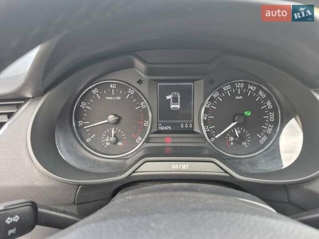 Білий Шкода Октавія, об'ємом двигуна 1.8 л та пробігом 182 тис. км за 11200 $, фото 14 на Automoto.ua