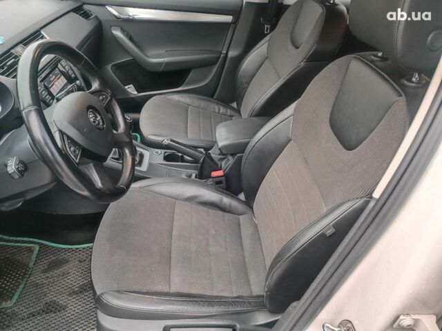 Білий Шкода Октавія, об'ємом двигуна 2 л та пробігом 328 тис. км за 8990 $, фото 14 на Automoto.ua