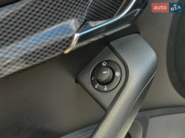 Белый Шкода Октавия, объемом двигателя 1.97 л и пробегом 220 тыс. км за 14500 $, фото 73 на Automoto.ua