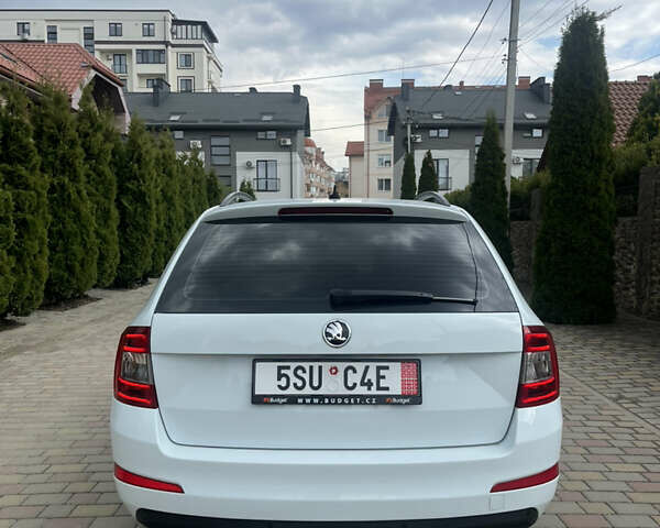 Білий Шкода Октавія, об'ємом двигуна 1.6 л та пробігом 172 тис. км за 9400 $, фото 16 на Automoto.ua