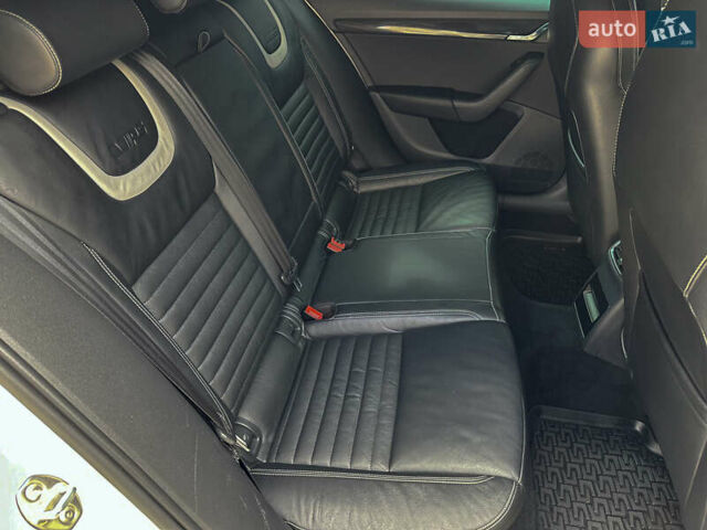 Белый Шкода Октавия, объемом двигателя 1.97 л и пробегом 220 тыс. км за 14500 $, фото 118 на Automoto.ua