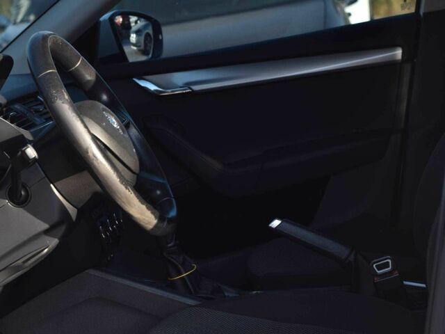 Шкода Октавия 2014 в Кривом Роге на Automoto.ua Белый Шкода Октавия, объемом двигателя 1.6 л и пробегом 304 тыс. км за 8999 $, фото 8 на Automoto.ua