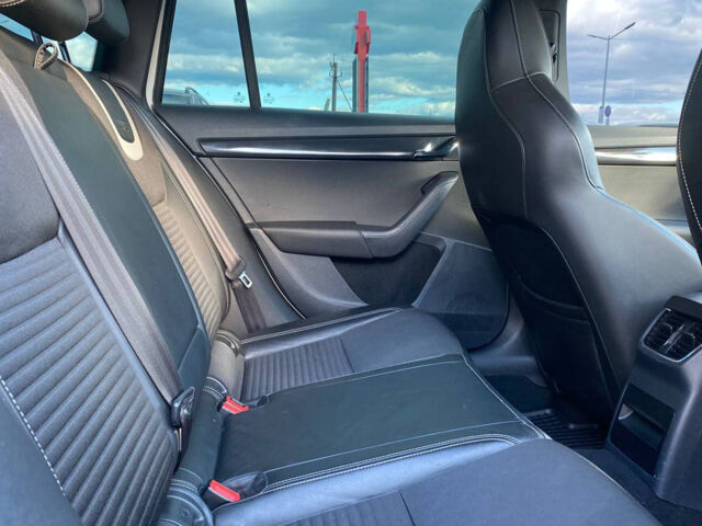 Белый Шкода Октавия, объемом двигателя 2 л и пробегом 312 тыс. км за 13700 $, фото 25 на Automoto.ua
