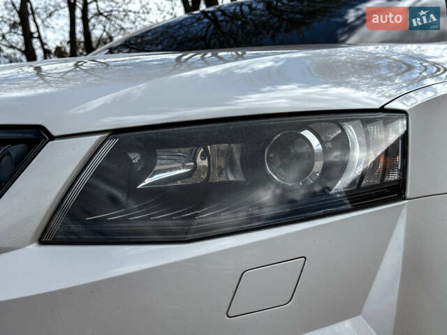 Белый Шкода Октавия, объемом двигателя 1.97 л и пробегом 220 тыс. км за 14500 $, фото 55 на Automoto.ua