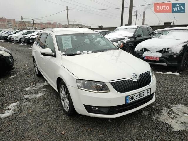 Белый Шкода Октавия, объемом двигателя 1.97 л и пробегом 241 тыс. км за 10999 $, фото 2 на Automoto.ua