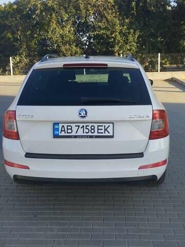 Білий Шкода Октавія, об'ємом двигуна 1.6 л та пробігом 251 тис. км за 10800 $, фото 10 на Automoto.ua