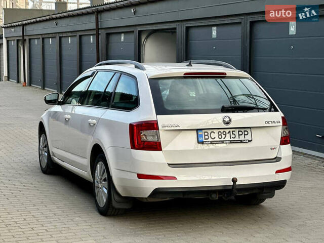Білий Шкода Октавія, об'ємом двигуна 1.6 л та пробігом 230 тис. км за 9300 $, фото 15 на Automoto.ua