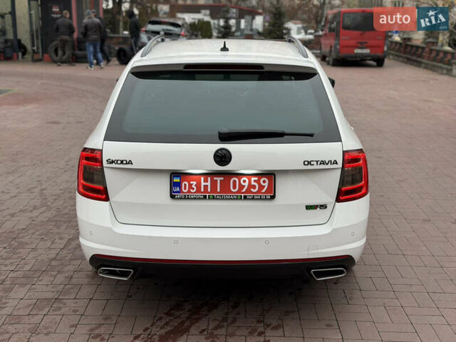 Белый Шкода Октавия, объемом двигателя 2 л и пробегом 230 тыс. км за 15300 $, фото 6 на Automoto.ua