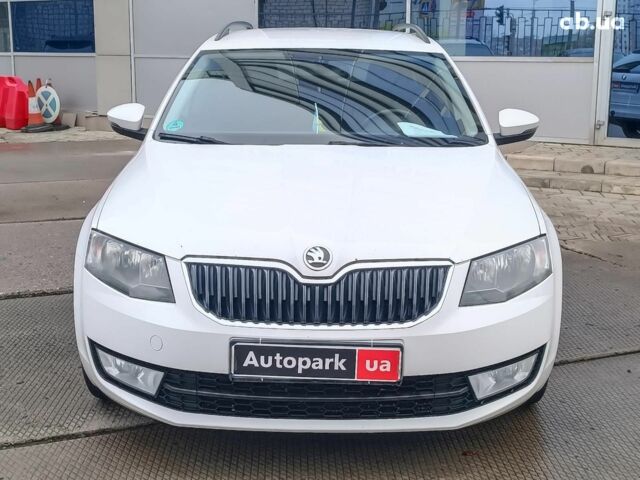 Білий Шкода Октавія, об'ємом двигуна 2 л та пробігом 328 тис. км за 8990 $, фото 1 на Automoto.ua