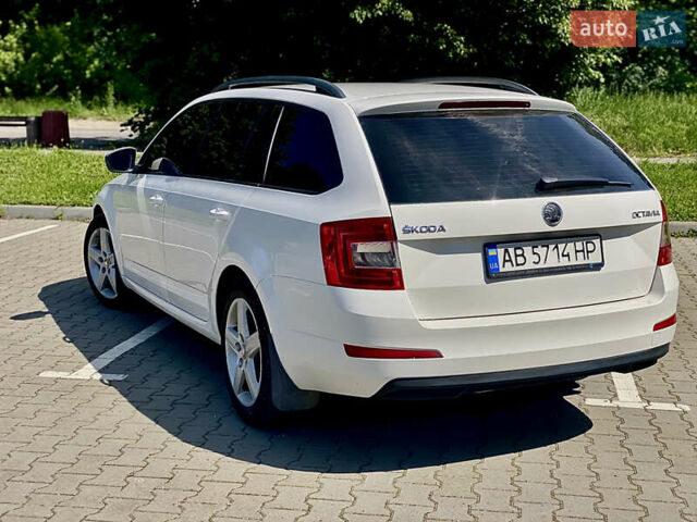 Белый Шкода Октавия, объемом двигателя 1.6 л и пробегом 237 тыс. км за 8750 $, фото 10 на Automoto.ua