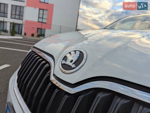 Белый Шкода Октавия, объемом двигателя 1.6 л и пробегом 338 тыс. км за 10399 $, фото 80 на Automoto.ua