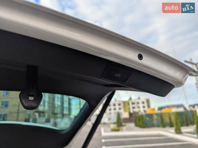 Белый Шкода Октавия, объемом двигателя 1.6 л и пробегом 338 тыс. км за 10399 $, фото 85 на Automoto.ua