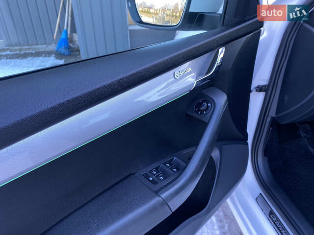 Белый Шкода Октавия, объемом двигателя 1.6 л и пробегом 236 тыс. км за 9799 $, фото 35 на Automoto.ua