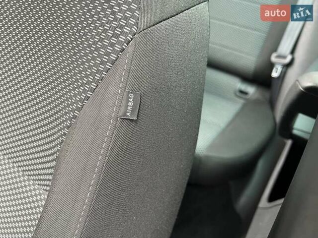 Белый Шкода Октавия, объемом двигателя 1.8 л и пробегом 182 тыс. км за 11650 $, фото 57 на Automoto.ua