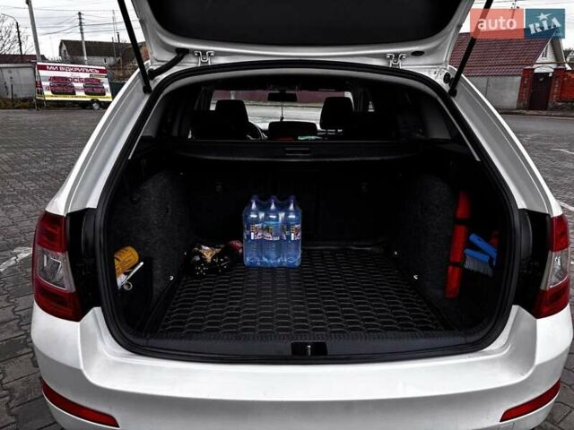 Білий Шкода Октавія, об'ємом двигуна 1.6 л та пробігом 285 тис. км за 10300 $, фото 3 на Automoto.ua