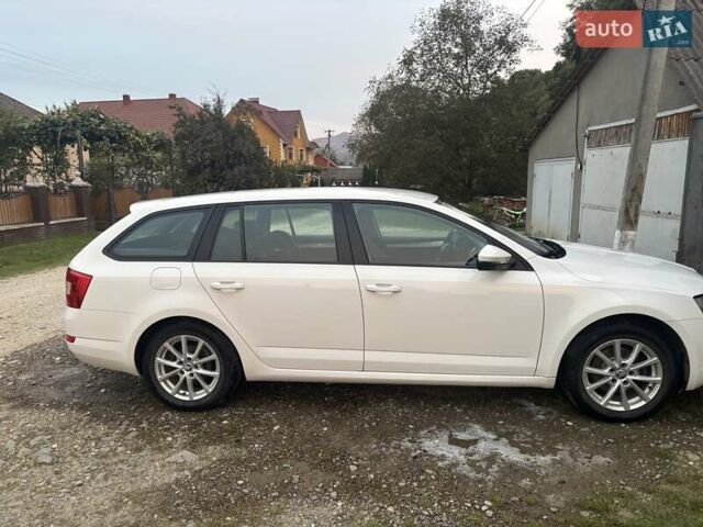Білий Шкода Октавія, об'ємом двигуна 1.6 л та пробігом 250 тис. км за 9100 $, фото 3 на Automoto.ua