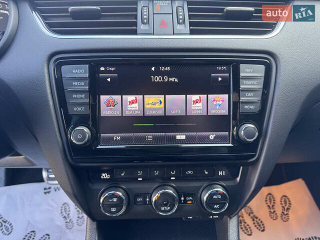 Белый Шкода Октавия, объемом двигателя 1.98 л и пробегом 199 тыс. км за 13500 $, фото 40 на Automoto.ua