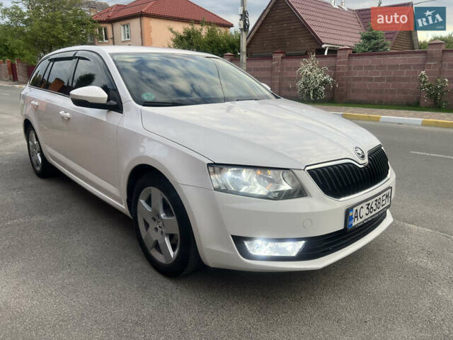 Белый Шкода Октавия, объемом двигателя 1.6 л и пробегом 240 тыс. км за 10300 $, фото 47 на Automoto.ua