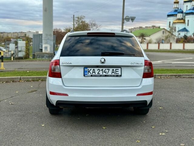 Белый Шкода Октавия, объемом двигателя 1.8 л и пробегом 158 тыс. км за 9500 $, фото 6 на Automoto.ua