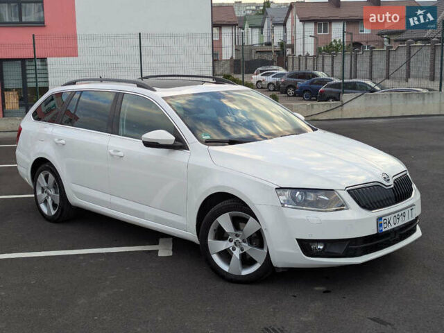 Белый Шкода Октавия, объемом двигателя 1.6 л и пробегом 338 тыс. км за 10399 $, фото 4 на Automoto.ua