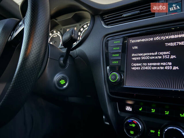 Белый Шкода Октавия, объемом двигателя 1.98 л и пробегом 203 тыс. км за 15200 $, фото 9 на Automoto.ua