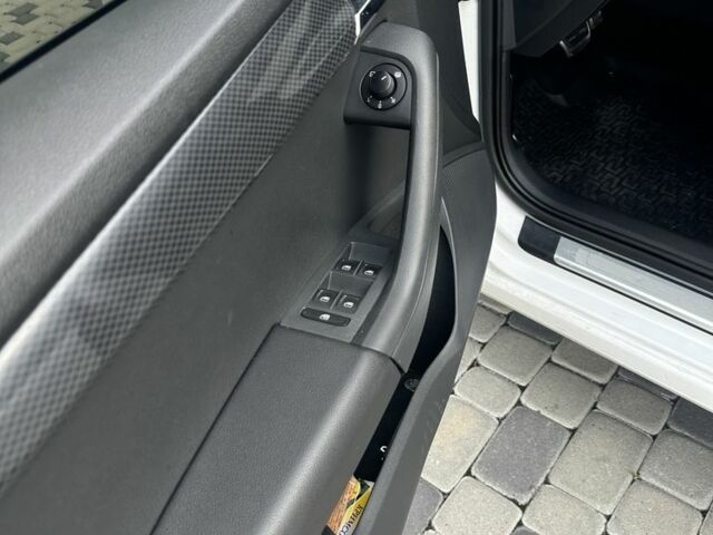 Білий Шкода Октавія, об'ємом двигуна 2 л та пробігом 288 тис. км за 12000 $, фото 9 на Automoto.ua