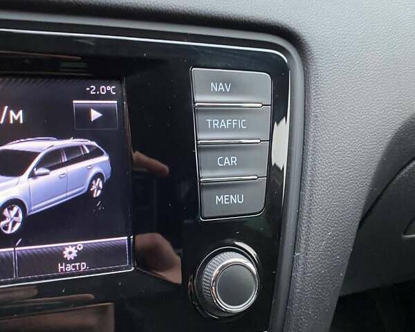 Белый Шкода Октавия, объемом двигателя 1.97 л и пробегом 321 тыс. км за 10600 $, фото 19 на Automoto.ua