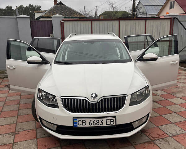 Білий Шкода Октавія, об'ємом двигуна 1.6 л та пробігом 274 тис. км за 11000 $, фото 12 на Automoto.ua