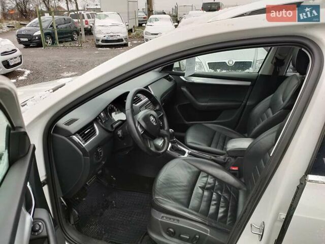 Белый Шкода Октавия, объемом двигателя 1.97 л и пробегом 241 тыс. км за 10999 $, фото 5 на Automoto.ua