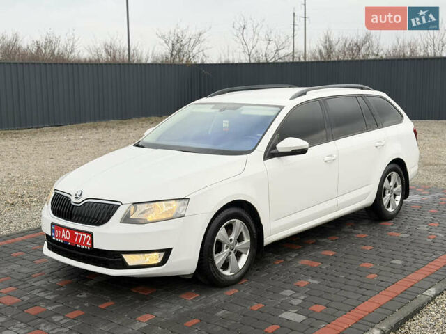 Белый Шкода Октавия, объемом двигателя 1.6 л и пробегом 250 тыс. км за 10700 $, фото 9 на Automoto.ua