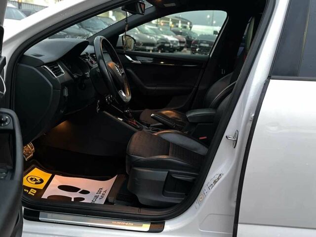 Белый Шкода Октавия, объемом двигателя 0 л и пробегом 274 тыс. км за 13100 $, фото 8 на Automoto.ua