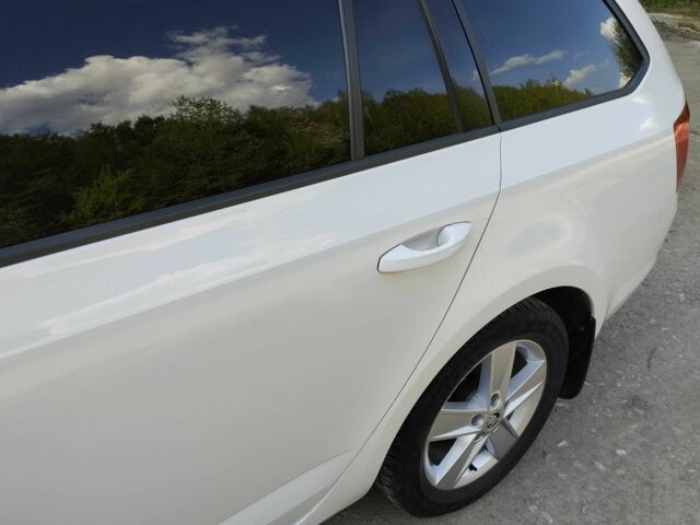 Шкода Октавія 2014 у Тернополі на Automoto.ua Білий Шкода Октавія, об'ємом двигуна 1.2 л та пробігом 218 тис. км за 8200 $, фото 9 на Automoto.ua