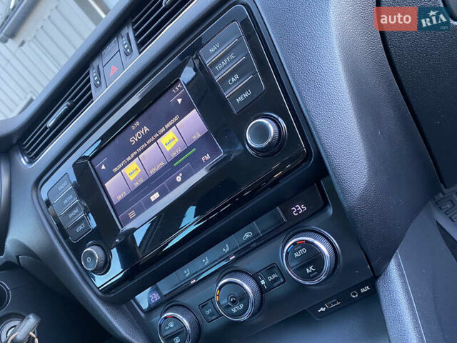 Белый Шкода Октавия, объемом двигателя 1.6 л и пробегом 236 тыс. км за 9799 $, фото 40 на Automoto.ua