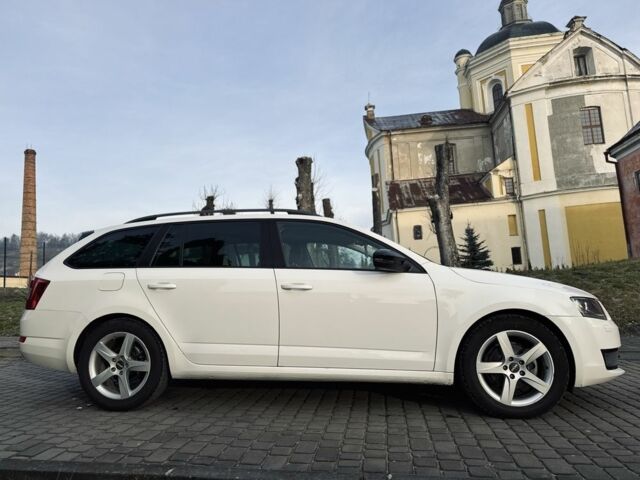 Белый Шкода Октавия, объемом двигателя 1.6 л и пробегом 270 тыс. км за 9999 $, фото 3 на Automoto.ua