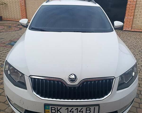 Білий Шкода Октавія, об'ємом двигуна 1.6 л та пробігом 255 тис. км за 9500 $, фото 1 на Automoto.ua