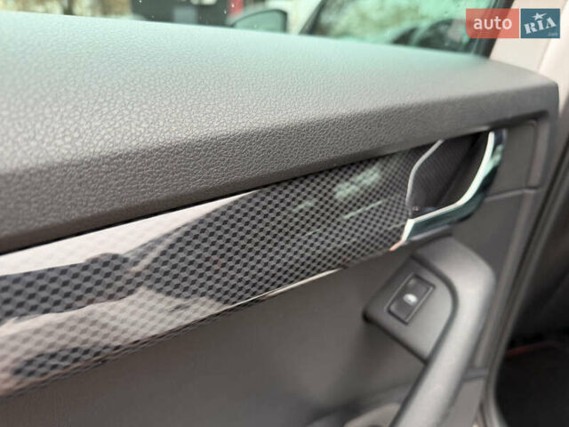 Белый Шкода Октавия, объемом двигателя 2 л и пробегом 230 тыс. км за 15200 $, фото 32 на Automoto.ua