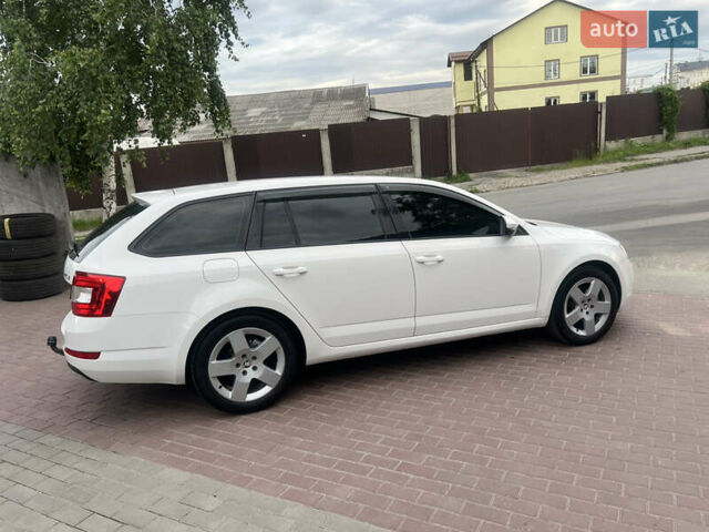 Белый Шкода Октавия, объемом двигателя 1.6 л и пробегом 240 тыс. км за 10300 $, фото 14 на Automoto.ua
