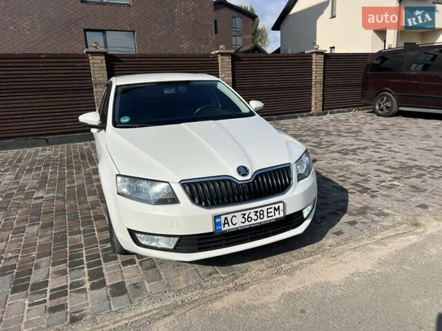 Белый Шкода Октавия, объемом двигателя 1.6 л и пробегом 248 тыс. км за 11500 $, фото 30 на Automoto.ua