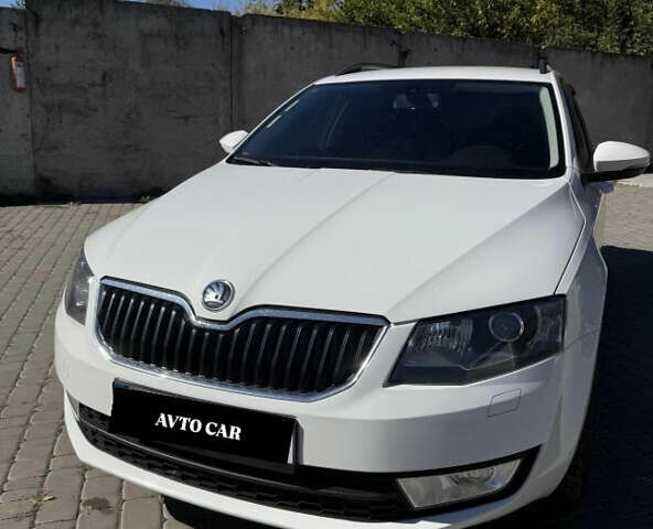 Белый Шкода Октавия, объемом двигателя 1.97 л и пробегом 235 тыс. км за 11900 $, фото 6 на Automoto.ua