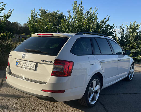 Белый Шкода Октавия, объемом двигателя 1.97 л и пробегом 303 тыс. км за 13500 $, фото 17 на Automoto.ua