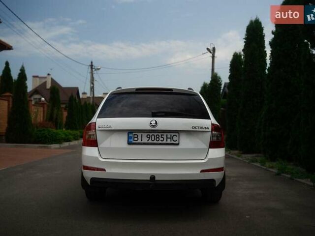 Белый Шкода Октавия, объемом двигателя 1.2 л и пробегом 253 тыс. км за 7500 $, фото 3 на Automoto.ua